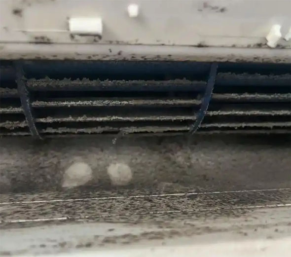 海林空调吹的风有股烧焦味是怎么回事